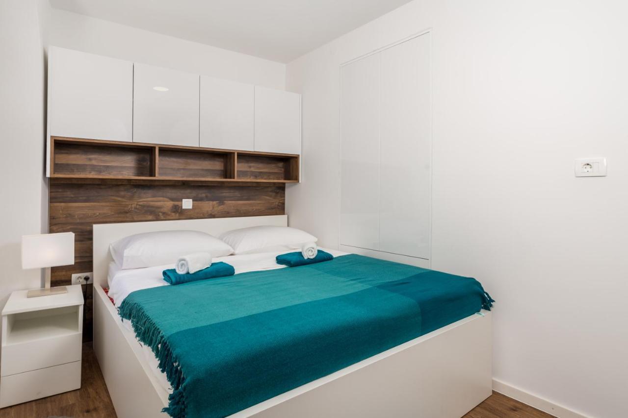 Central Apartments Dalmatina Rijeka Cameră foto